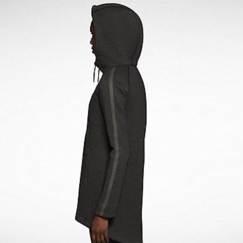 🎉HOST PICK🎉Nike Tech Fleece Aeroloft Parka - Picture 3 of 8